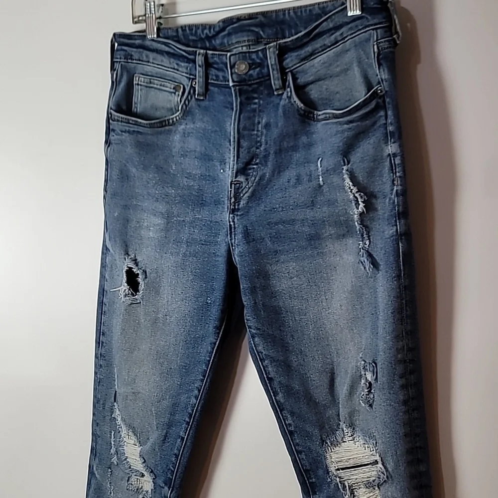 & DENIM Jeans ~ Distressed Skinny Coupe Moulante Jeans with Button-fly - Picture 3 of 13